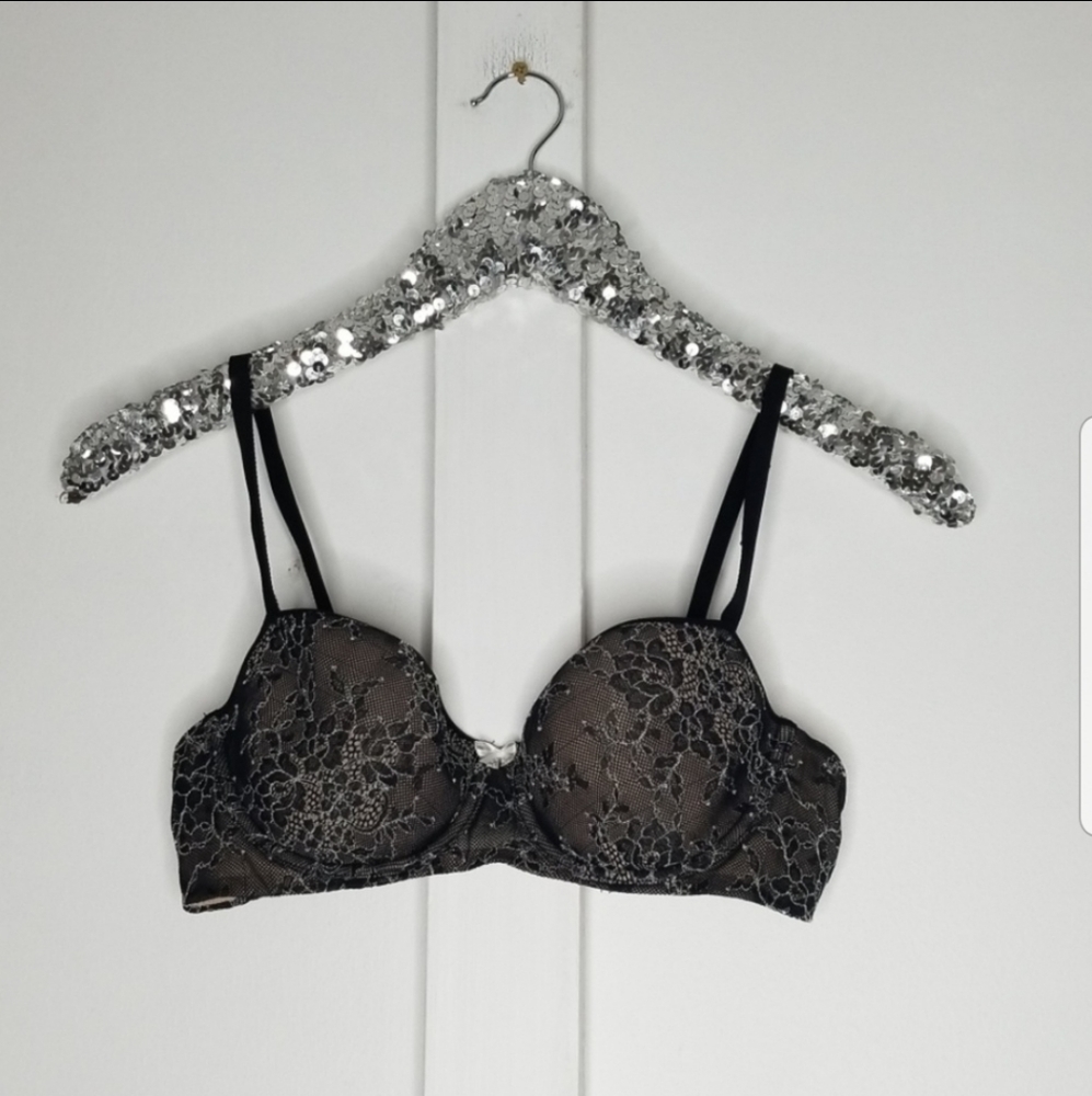 Victoria's Secret 36B bra